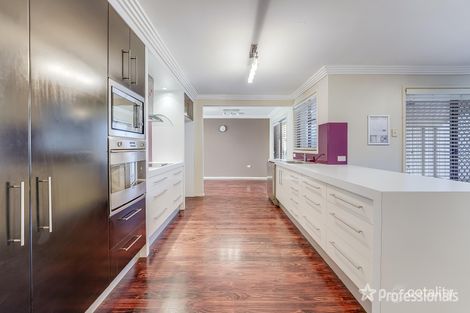 Property photo of 14 Honeyeater Place Ingleburn NSW 2565