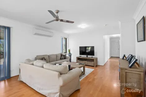 Property photo of 7 Horton Place Regency Downs QLD 4341