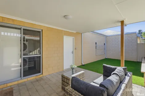 Property photo of 1/17 Forrest Road Armadale WA 6112