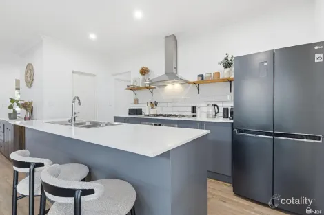Property photo of 1/17 Forrest Road Armadale WA 6112