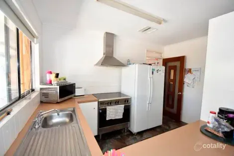 92 Dixon Rd, Braitling, NT 0870