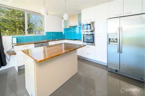 Property photo of 10/3508 Main Beach Parade Main Beach QLD 4217