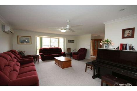 Property photo of 5 Killarney Court Southside QLD 4570