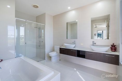 Property photo of 6/5055 Emerald Island Drive Carrara QLD 4211