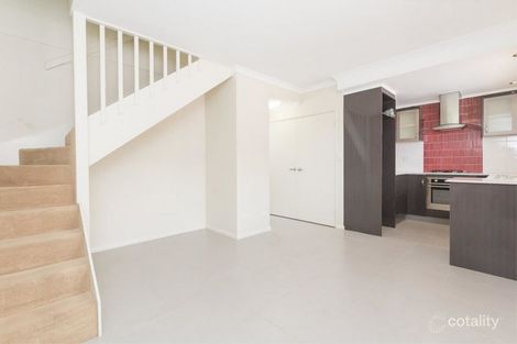 2/1 Dudley St, Midland, WA 6056