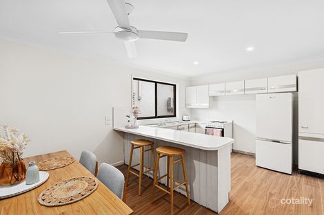 Property photo of 19 Walker Road Wyoming NSW 2250