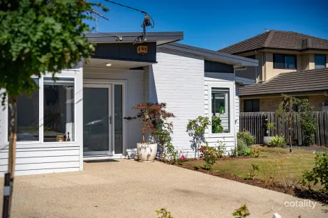 Property photo of 5 Bayview Road Lauderdale TAS 7021