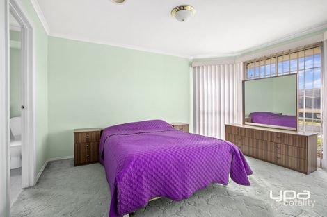 Property photo of 9 Mankina Circuit Delahey VIC 3037