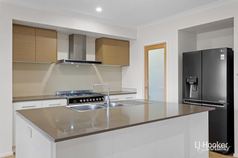 Property photo of 10 Domes Lane Yarrabilba QLD 4207