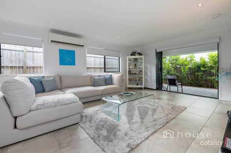 Property photo of 9 Bowerbird Street Deebing Heights QLD 4306