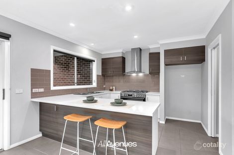 Property photo of 21 Myrtleford Avenue Clyde VIC 3978