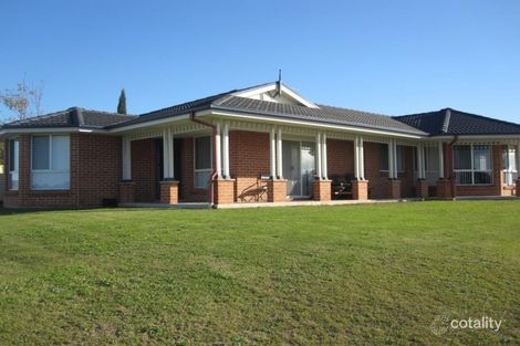 Property photo of 2 Crothers Street Rutherford NSW 2320