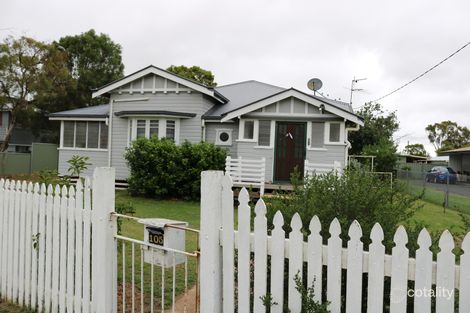 105 Bridge St, Oakey, QLD 4401