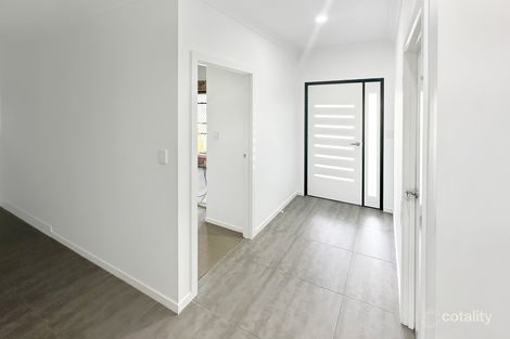 Property photo of 8 Sayre Crescent Boyne Island QLD 4680