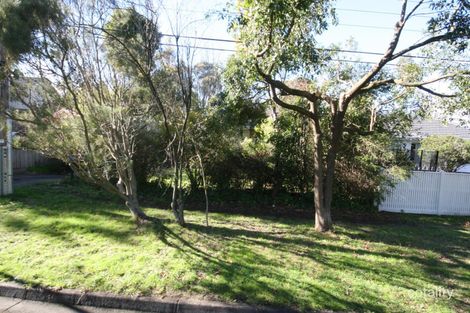 12 Holland Rd, Ringwood East, VIC 3135