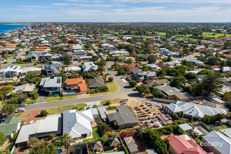 Property photo of 30 Belhus Drive Trigg WA 6029