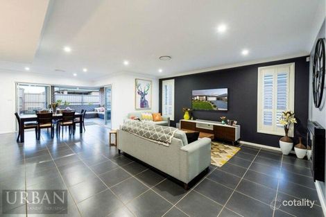 Property photo of 4 Savannah Street Colebee NSW 2761