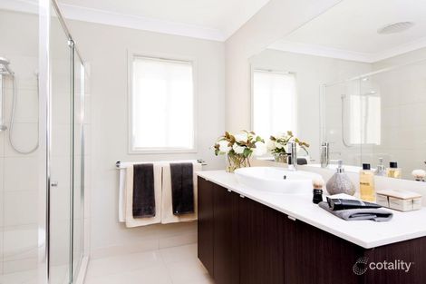 Property photo of 231 Selkirk Way Mickleham VIC 3064