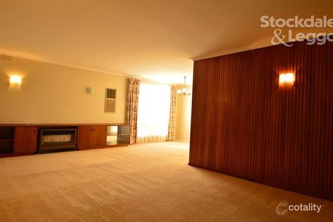 Property photo of 10 Jarrah Court Glen Waverley VIC 3150