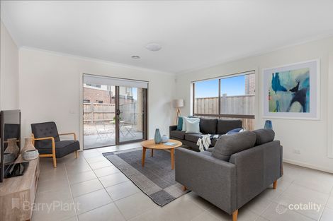 Property photo of 7 Whalers Street Point Cook VIC 3030