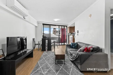 Property photo of 205/292 Boundary Street Spring Hill QLD 4000