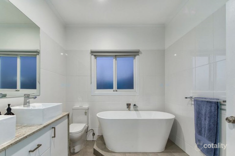 Property photo of 9 Smallman Street Bulimba QLD 4171