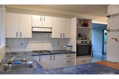 Property photo of 45 Shannon Parade Berkeley Vale NSW 2261