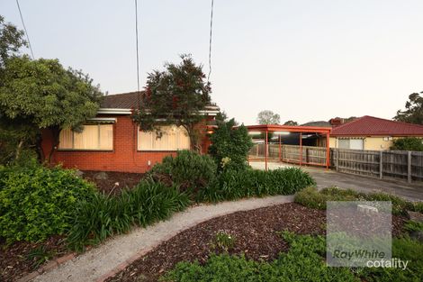 21 BENDORAN CRES, BUNDOORA, VIC 3083