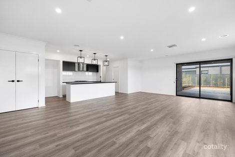 Property photo of 63 Mary Drive Alfredton VIC 3350