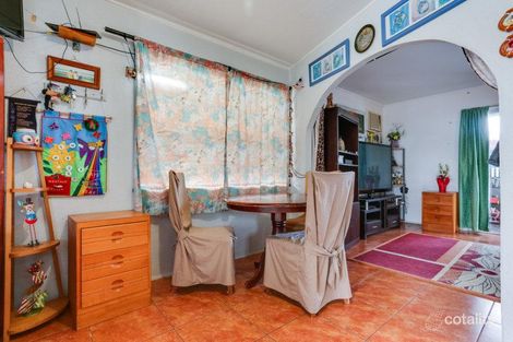 Property photo of 76 Manburgh Terrace Darra QLD 4076