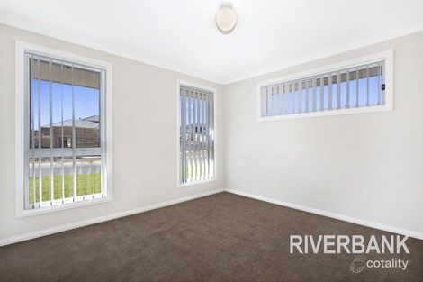 Property photo of 15 Carpenter Street Elderslie NSW 2570