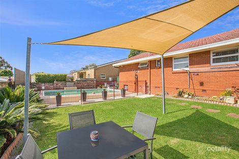 Property photo of 23 Tinakill Avenue Engadine NSW 2233