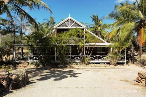 Property photo of 124 Gloucester Avenue Hideaway Bay QLD 4800