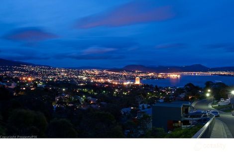 29 Aotea Rd, Sandy Bay, TAS 7005