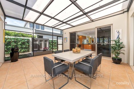 Property photo of 2238 The Parkway Hope Island QLD 4212
