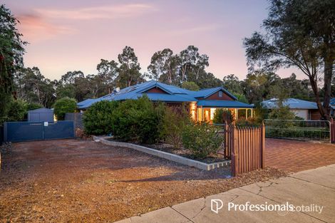Property photo of 30 Painter Crescent Mundaring WA 6073