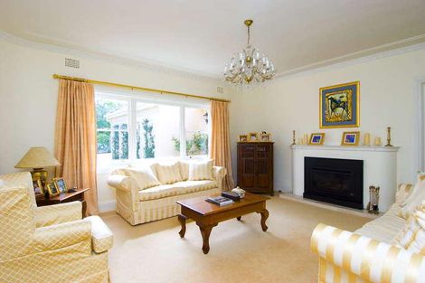 6 Bundabah Ave, St Ives, NSW 2075