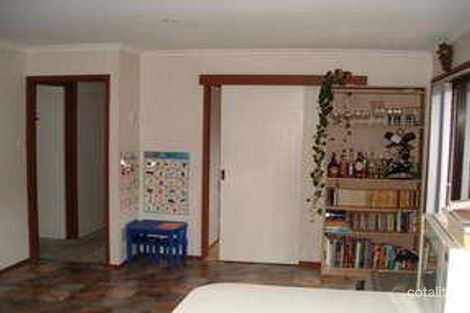 Property photo of 52 Lansell Circuit Wanniassa ACT 2903