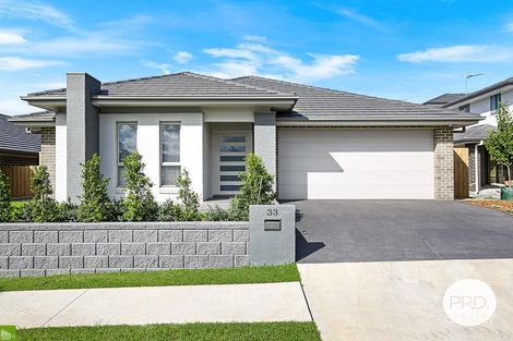 33 BODALLA ST, TULLIMBAR, NSW 2527
