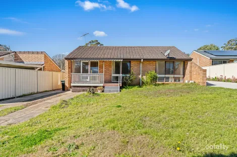 212 The Parkway, Bradbury, NSW 2560