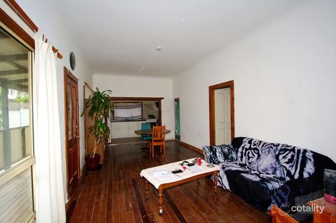 Property photo of 5 Laxton Crescent Belmont North NSW 2280