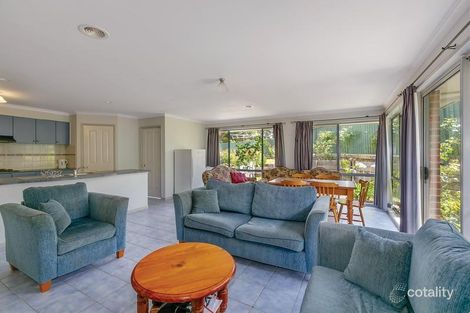 Property photo of 10 Ferndale Court Mount Helen VIC 3350