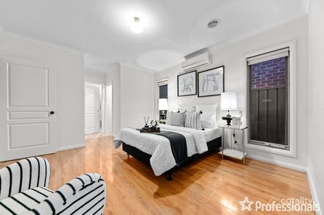 Property photo of 5 Longfield Way Deer Park VIC 3023