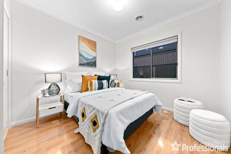 Property photo of 5 Longfield Way Deer Park VIC 3023