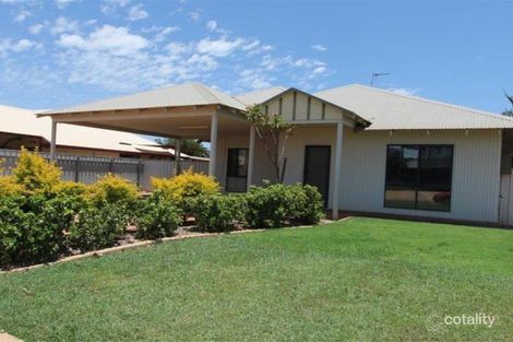 23 Buchanan Cct, Baynton, WA 6714