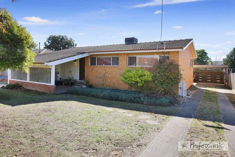 Property photo of 10 Noobillia Avenue Hillvue NSW 2340