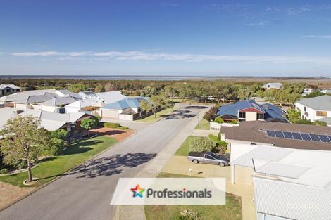 69 Mariners Cove Dr, Dudley Park, WA 6210