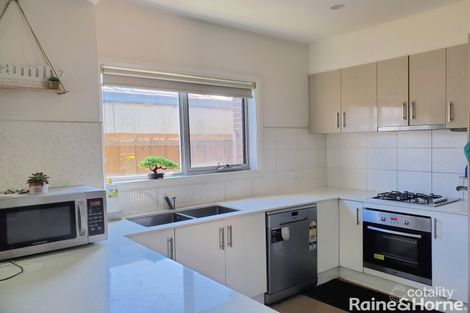 Property photo of 4/7 Elsey Road Reservoir VIC 3073