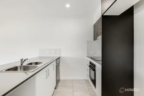 Property photo of 1/38 Radcliffe Crescent Glenvale QLD 4350