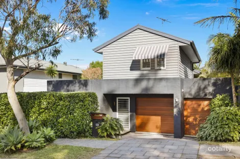 19 Orchard St, Warriewood, NSW 2102